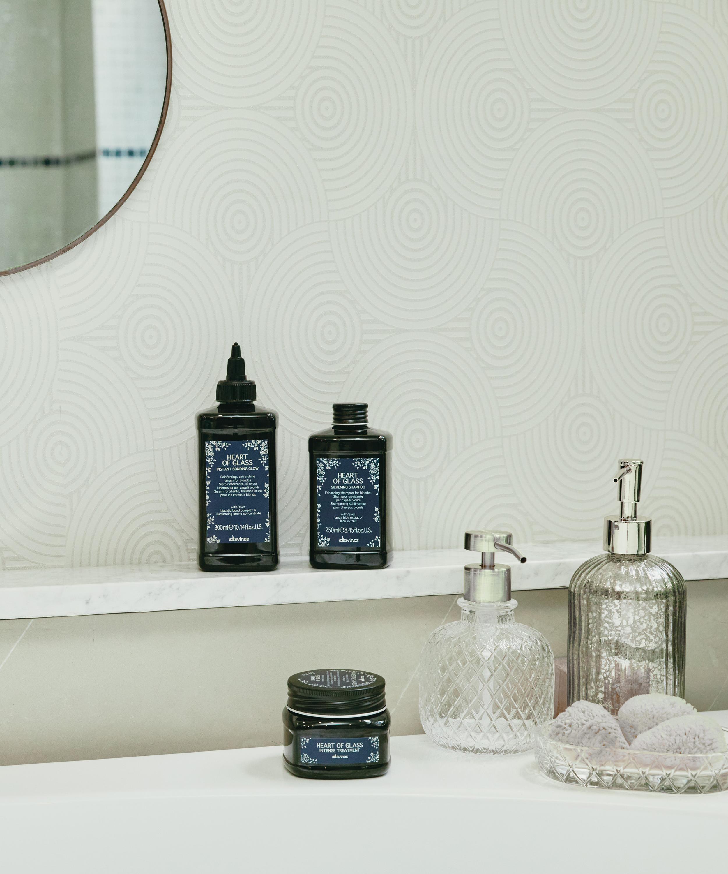 Davines - Heart of Glass Instant Bonding Glow 300ml image number 3