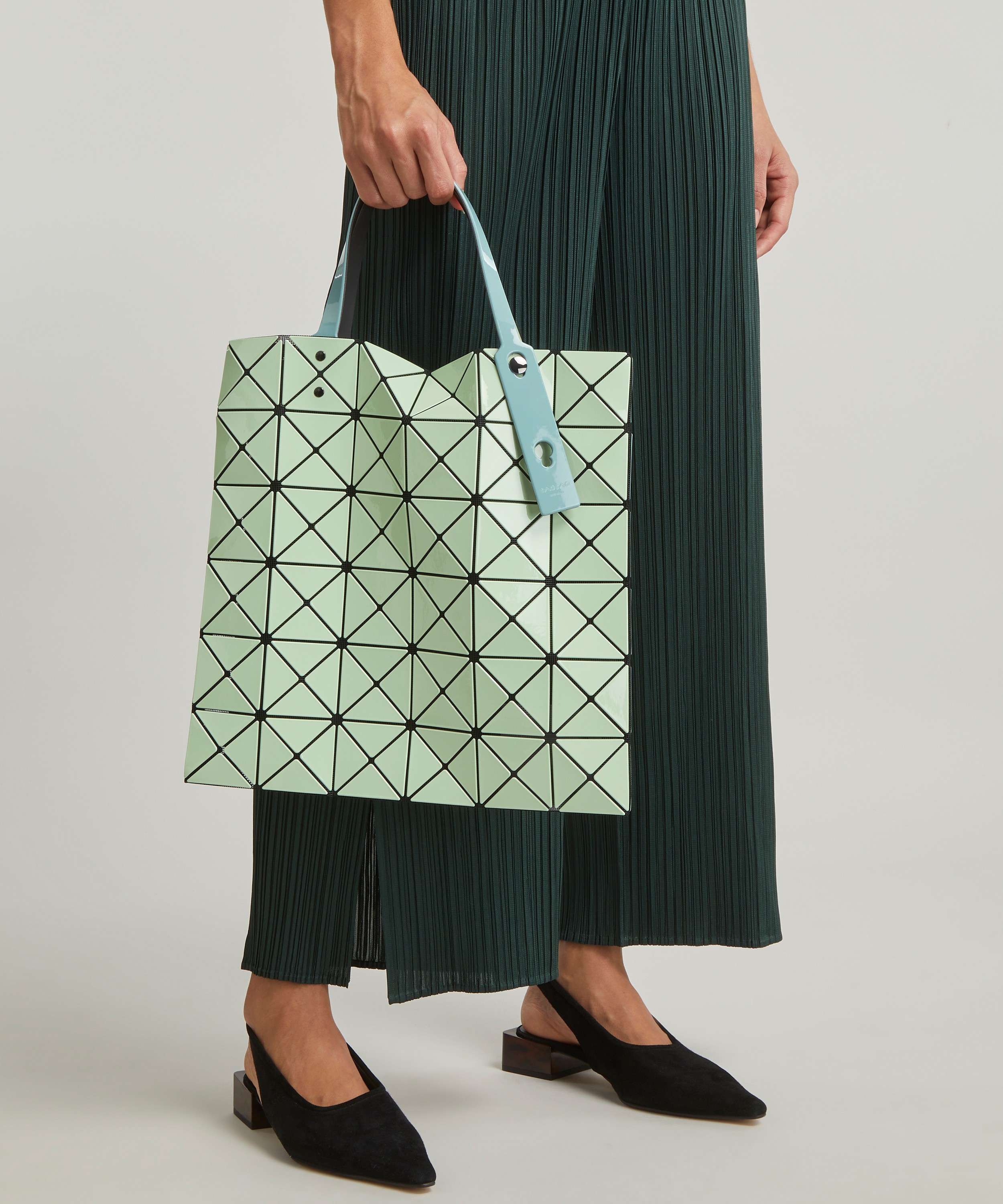 Outfit ideas - How to wear BAO BAO ISSEY MIYAKE Lucent Frost tote - WEAR