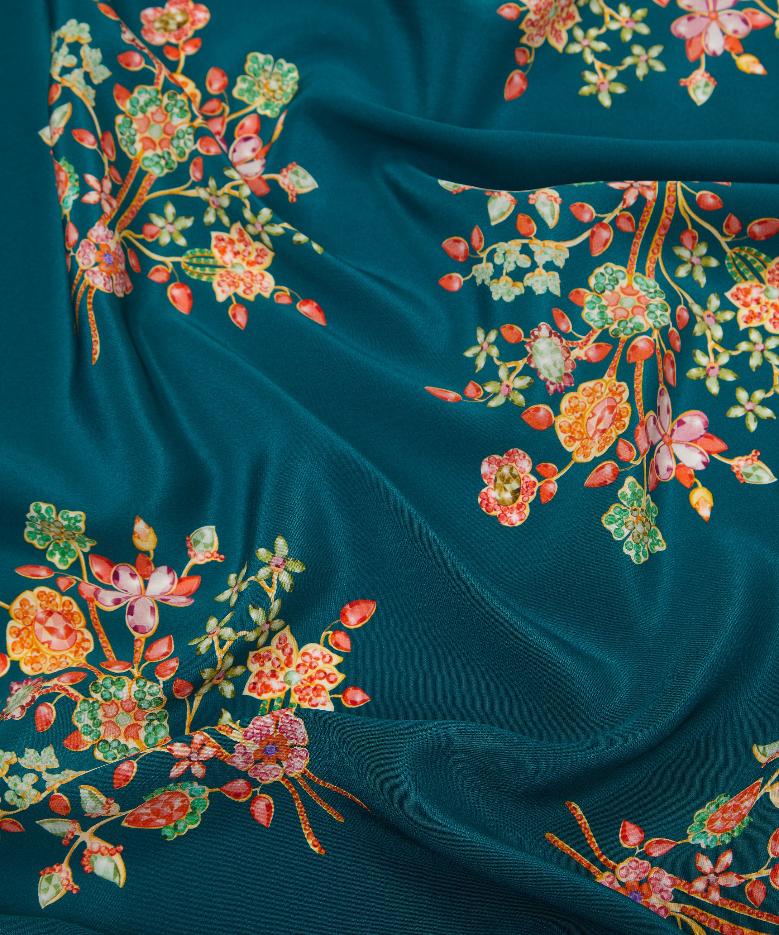 Liberty Fabrics - Fiona’s Bouquet Crepe de Chine image number 3