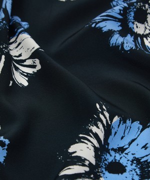 Liberty Fabrics - Klein Bloom Crepe de Chine image number 4