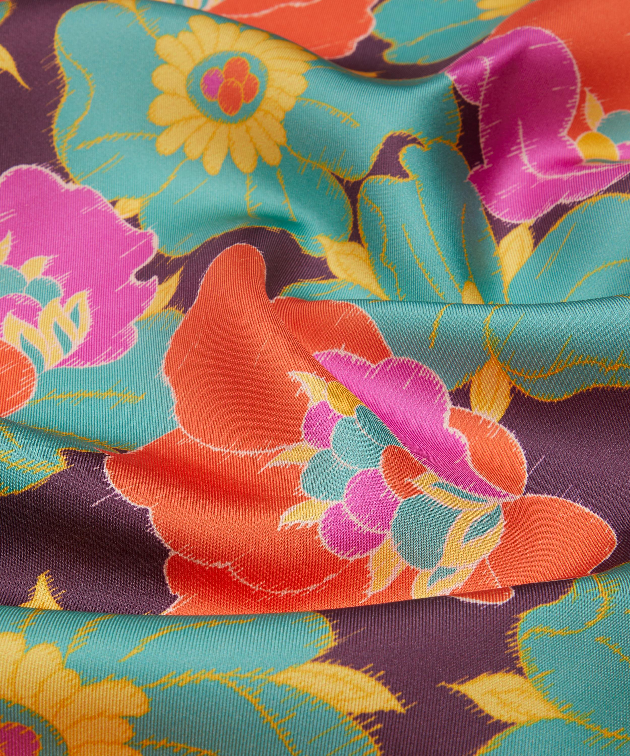 Liberty Fabrics - Ikat Anemone Silk Twill image number 3