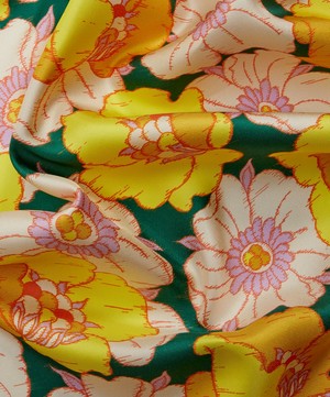 Liberty Fabrics - Ikat Anemone Silk Twill image number 3