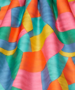 Liberty Fabrics - Orphism Silk Twill image number 2