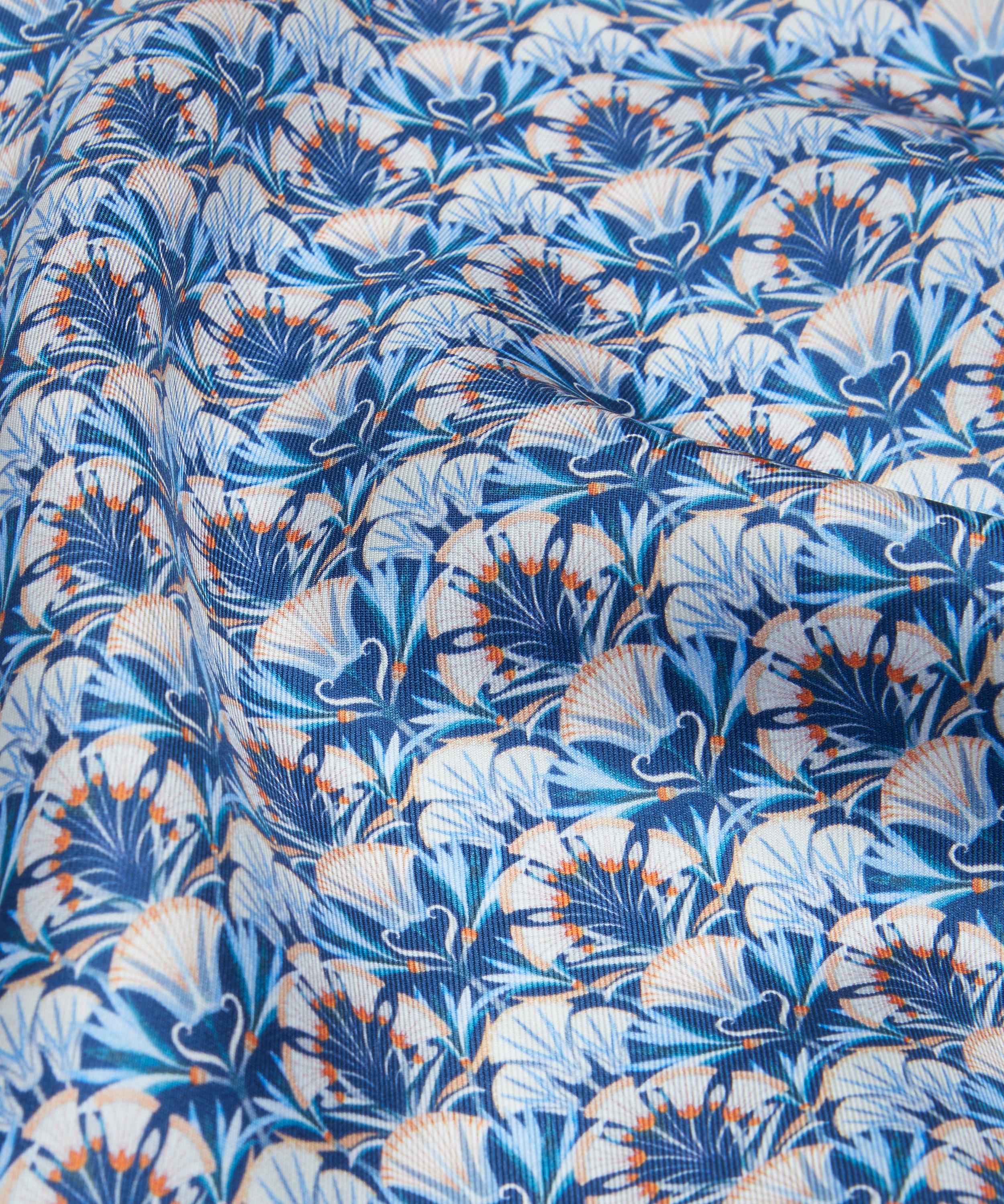 Liberty Fabrics - Lotus Love Silk Twill image number 3