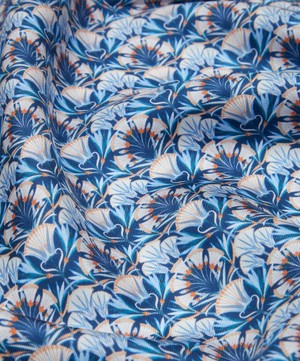 Liberty Fabrics - Lotus Love Silk Twill image number 3