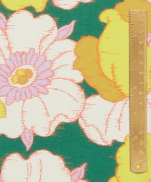 Liberty Fabrics - Ikat Anemone Tana Lawn™ Cotton image number 4