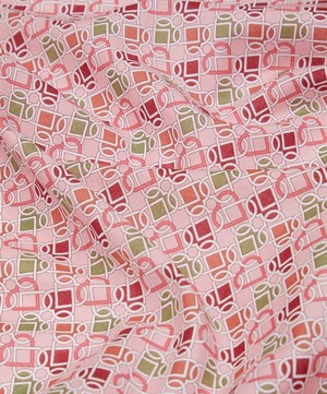 Liberty Fabrics - Love Links Tana Lawn™ Cotton image number 4