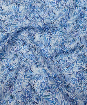 Liberty Fabrics - Wallace Garden Tana Lawn™ Cotton image number 3