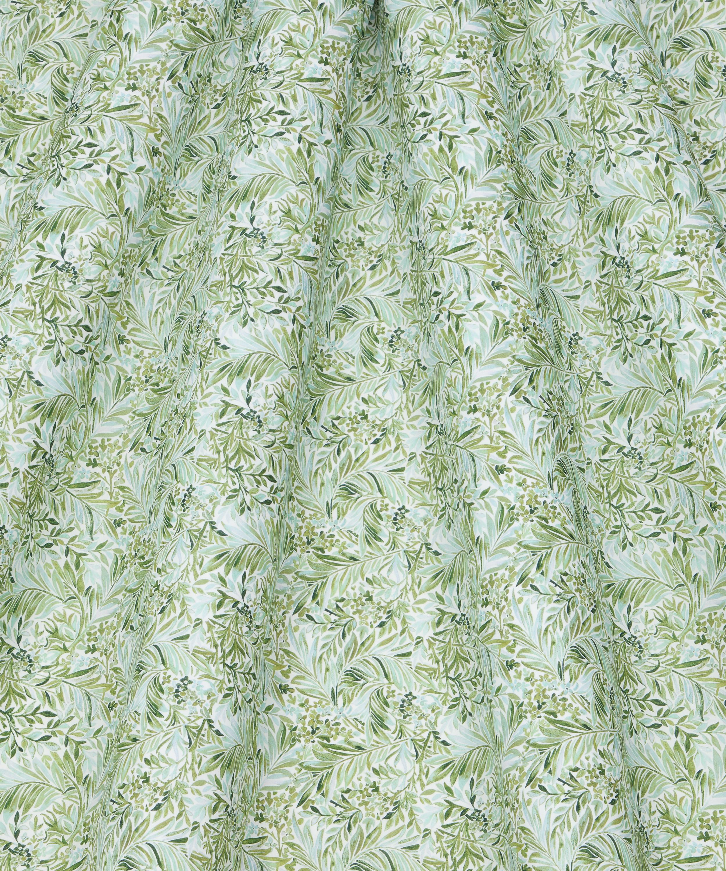 Liberty Fabrics - Wallace Garden Tana Lawn™ Cotton image number 2