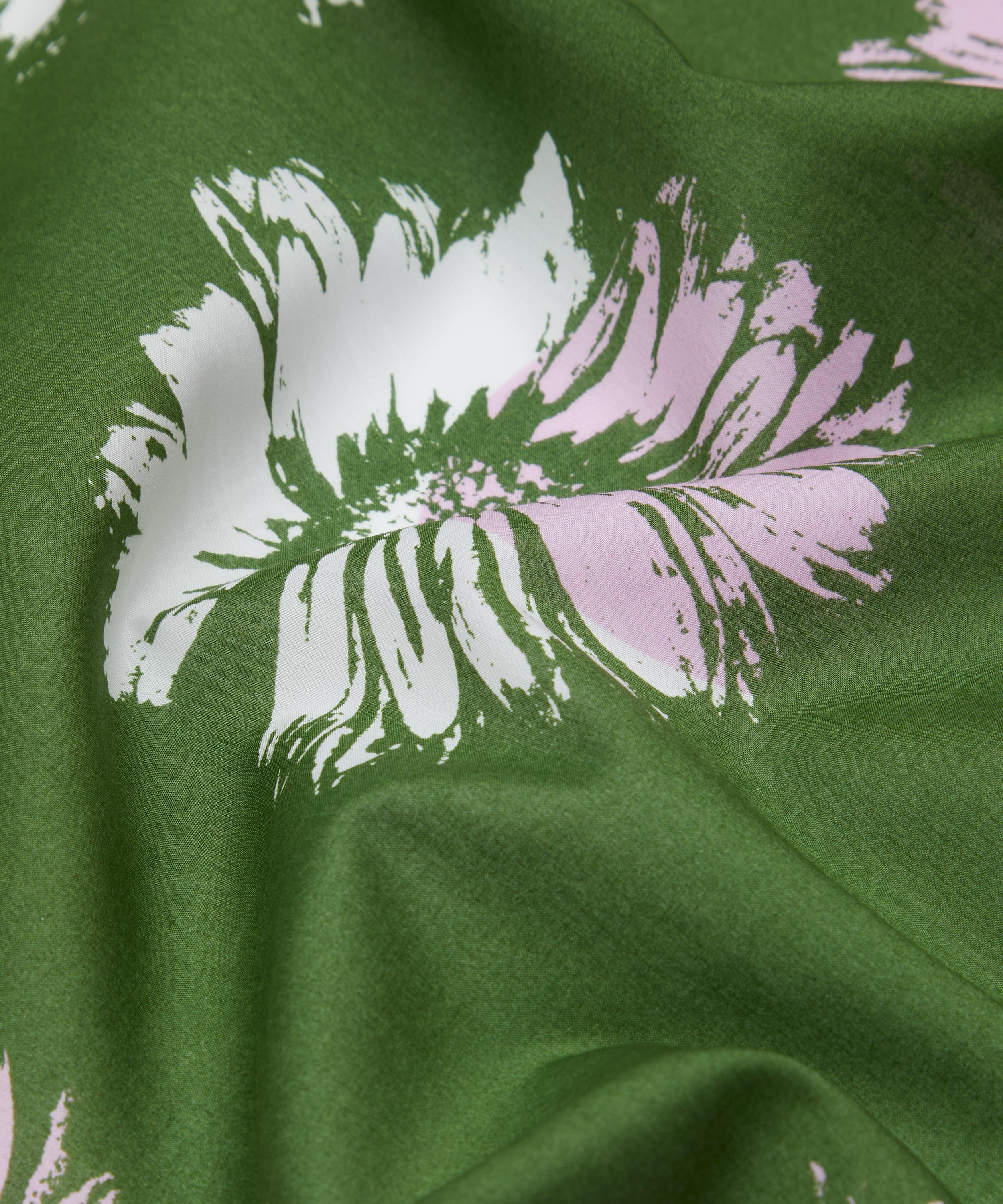 Liberty Fabrics - Klein Bloom Tana Lawn™ Cotton image number 3