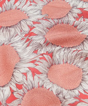 Liberty Fabrics - Hello Sunshine Tana Lawn™ Cotton image number 3
