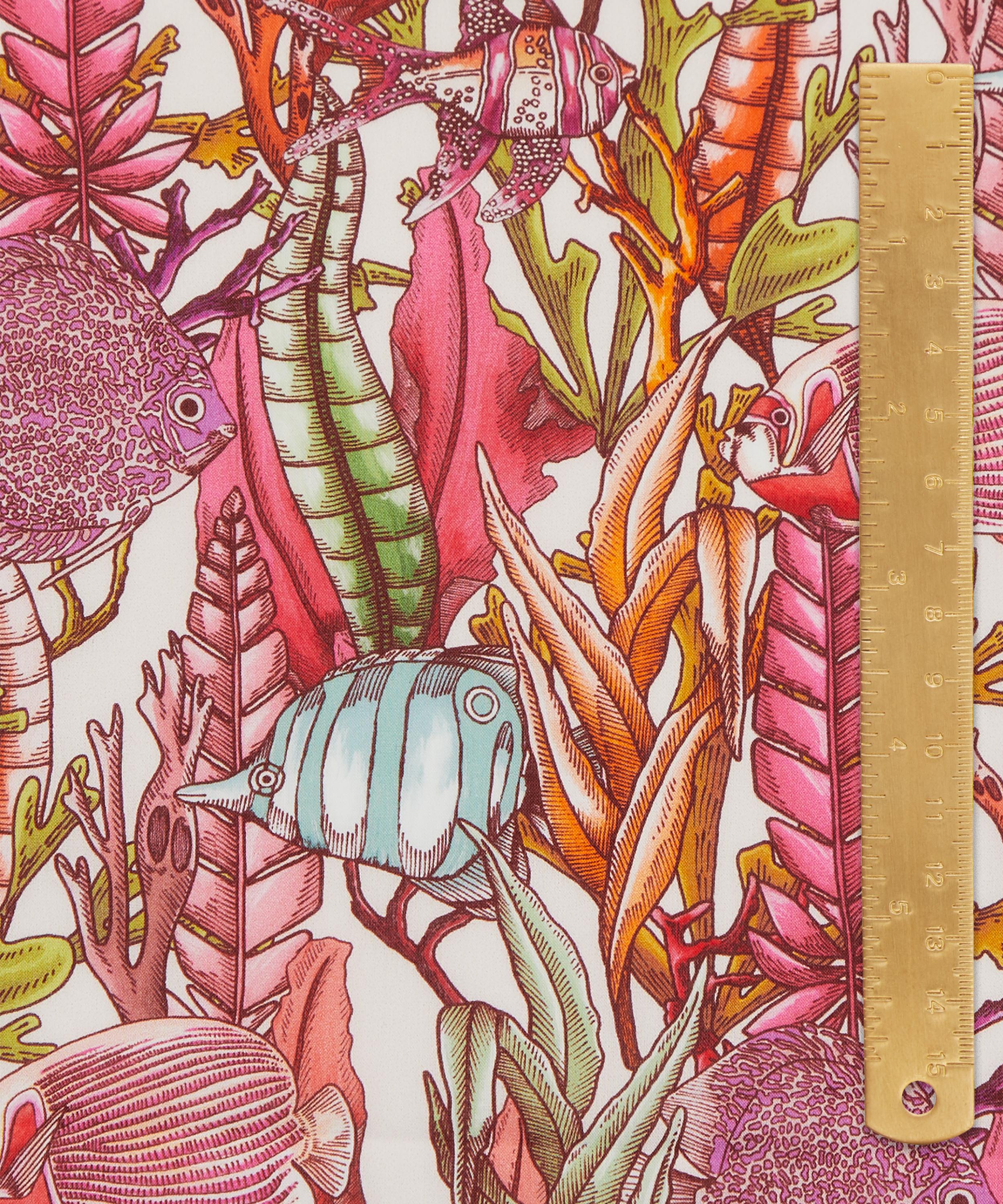 Liberty Fabrics - The Aquatic Garden Tana Lawn™ Cotton image number 4
