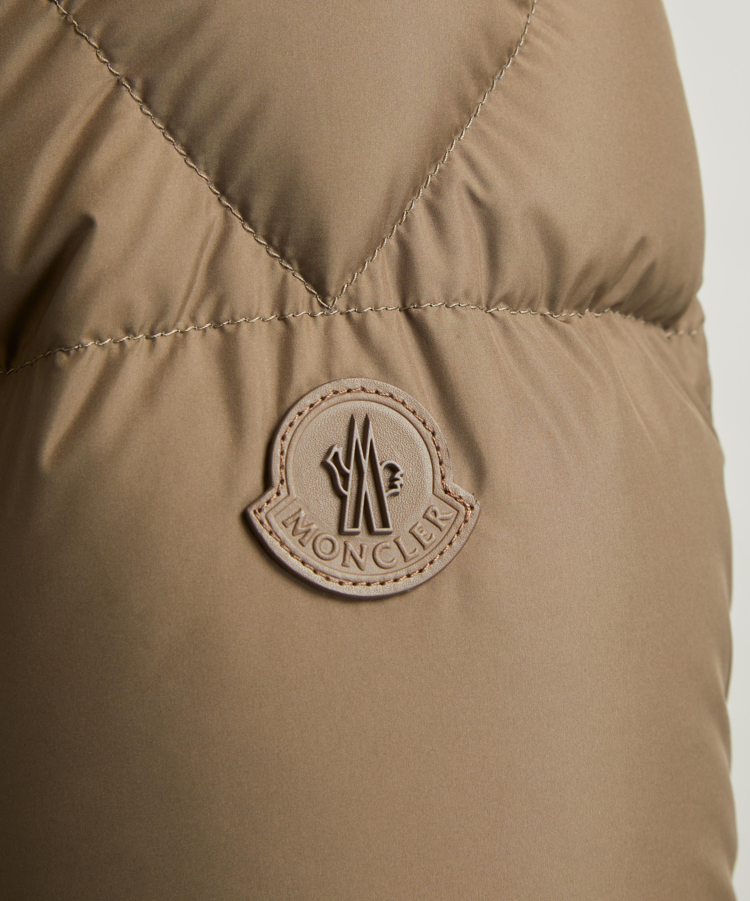 Moncler - Besbre Short Down Jacket image number 4