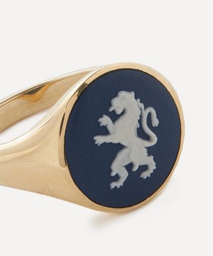 Ferian - 9ct Gold Wedgwood Intaglio Rampant Lion Round Signet Ring image number 1