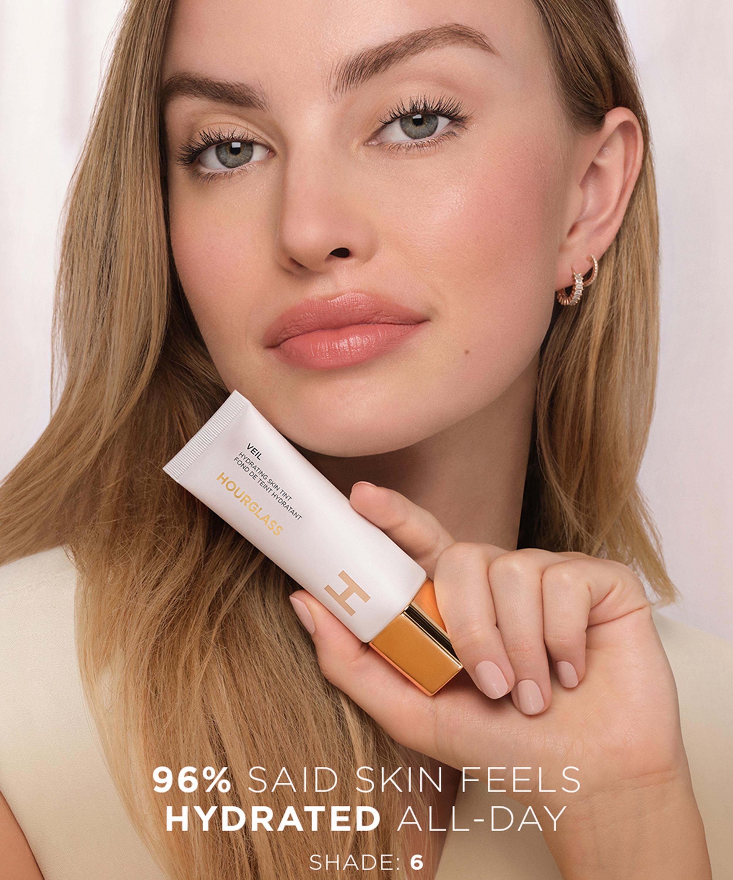 Hourglass - Veil Hydrating Skin Tint 35ml image number 4