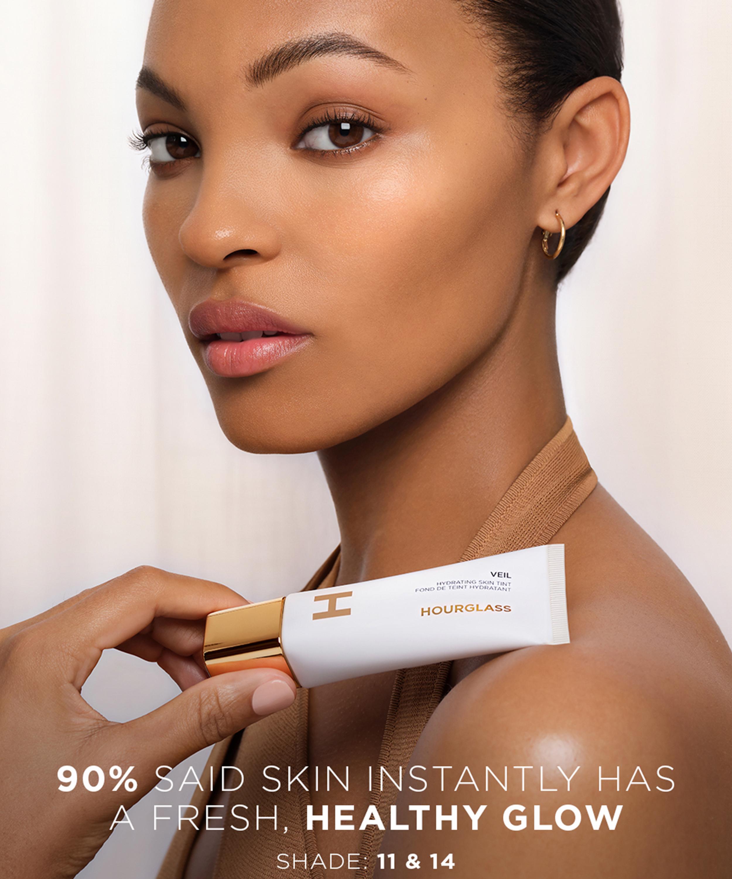 Hourglass - Veil Hydrating Skin Tint 35ml image number 4