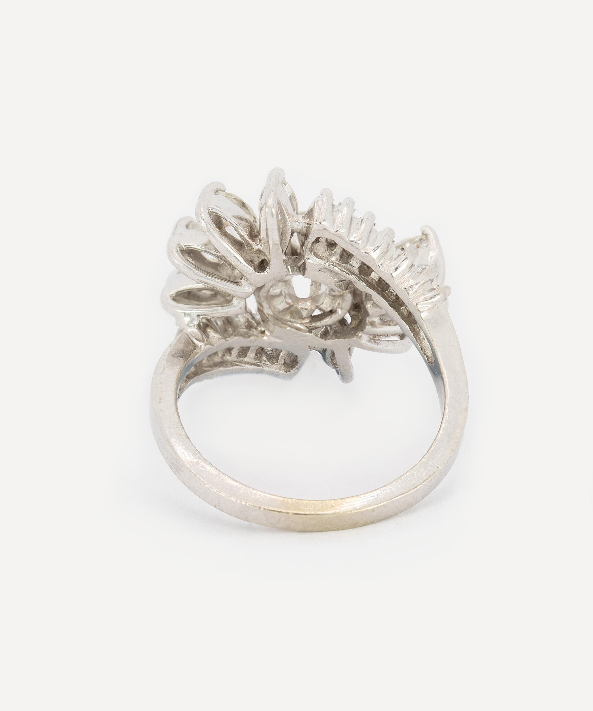 Kojis - 14ct White Gold Vintage Starburst Cluster Ring image number 3