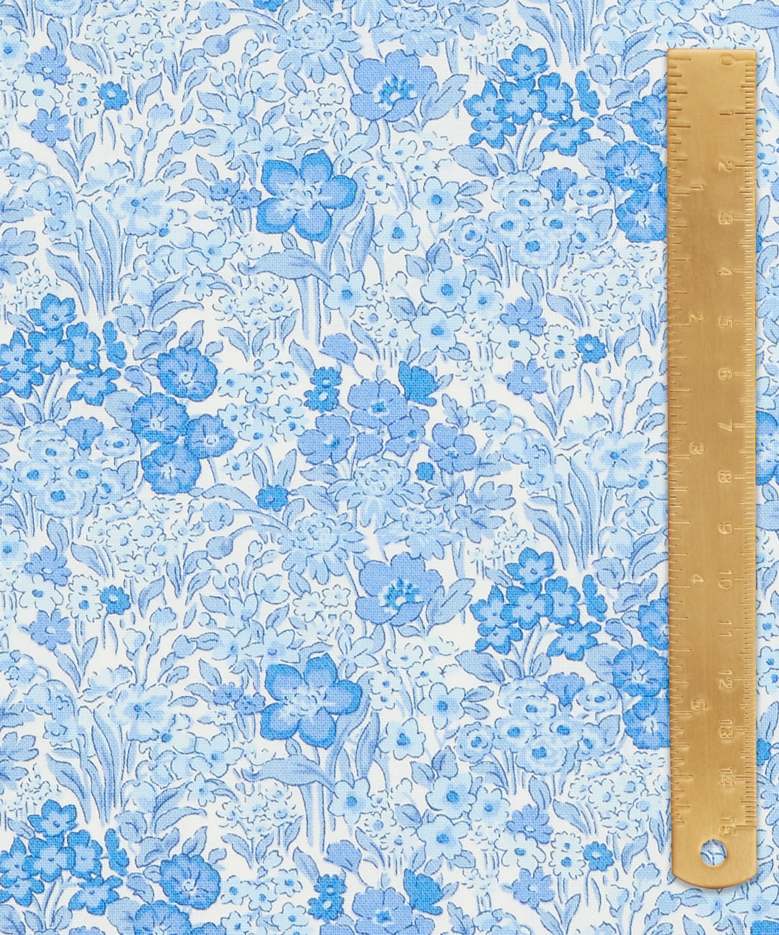 Liberty Fabrics - Blooming Flowerbed Lasenby Quilting Cotton image number 4