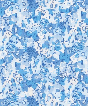 Liberty Fabrics - Meadow Haze Lasenby Quilting Cotton image number 0