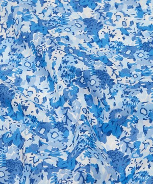 Liberty Fabrics - Meadow Haze Lasenby Quilting Cotton image number 3