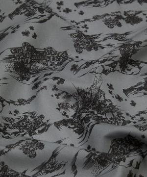 Liberty Fabrics - Shamrock Scene Tana Lawn™ Cotton image number 3