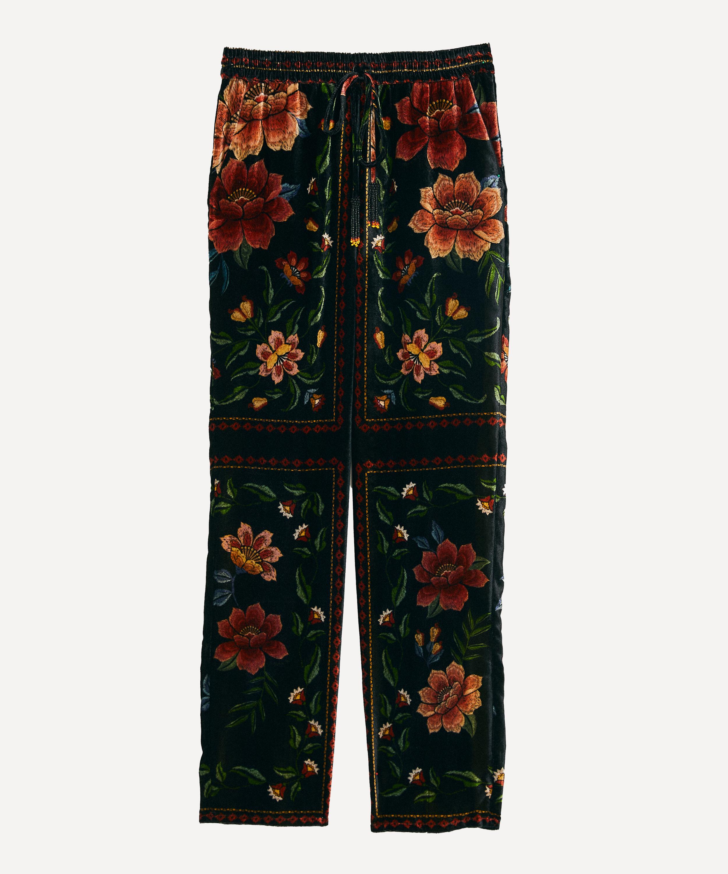 FARM Rio - Black Macaws Garden Trousers