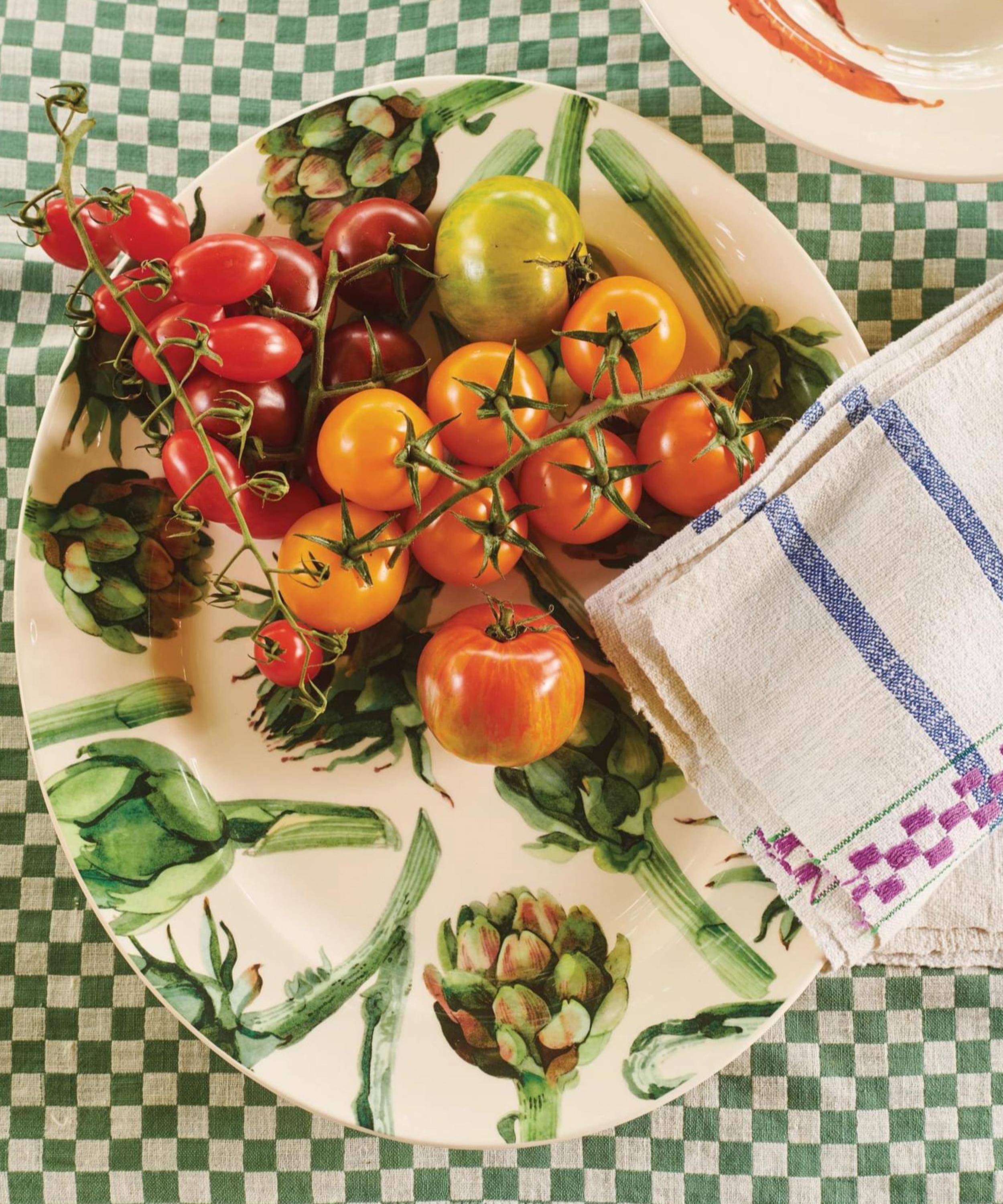Emma Bridgewater - Artichoke Medium Oval Platter image number 3