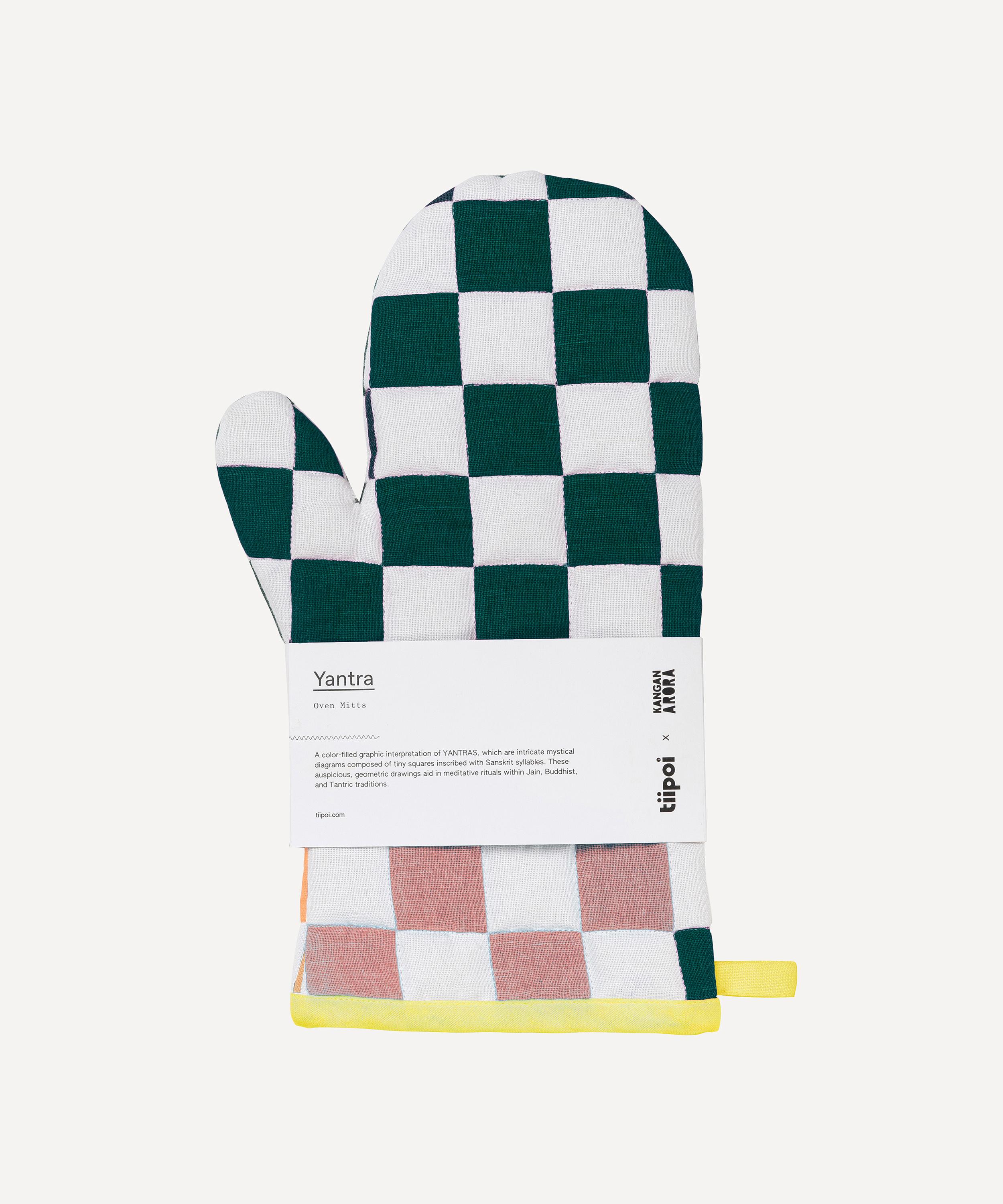 Tiipoi - Yantra Oven Mitts Set of Two image number 7