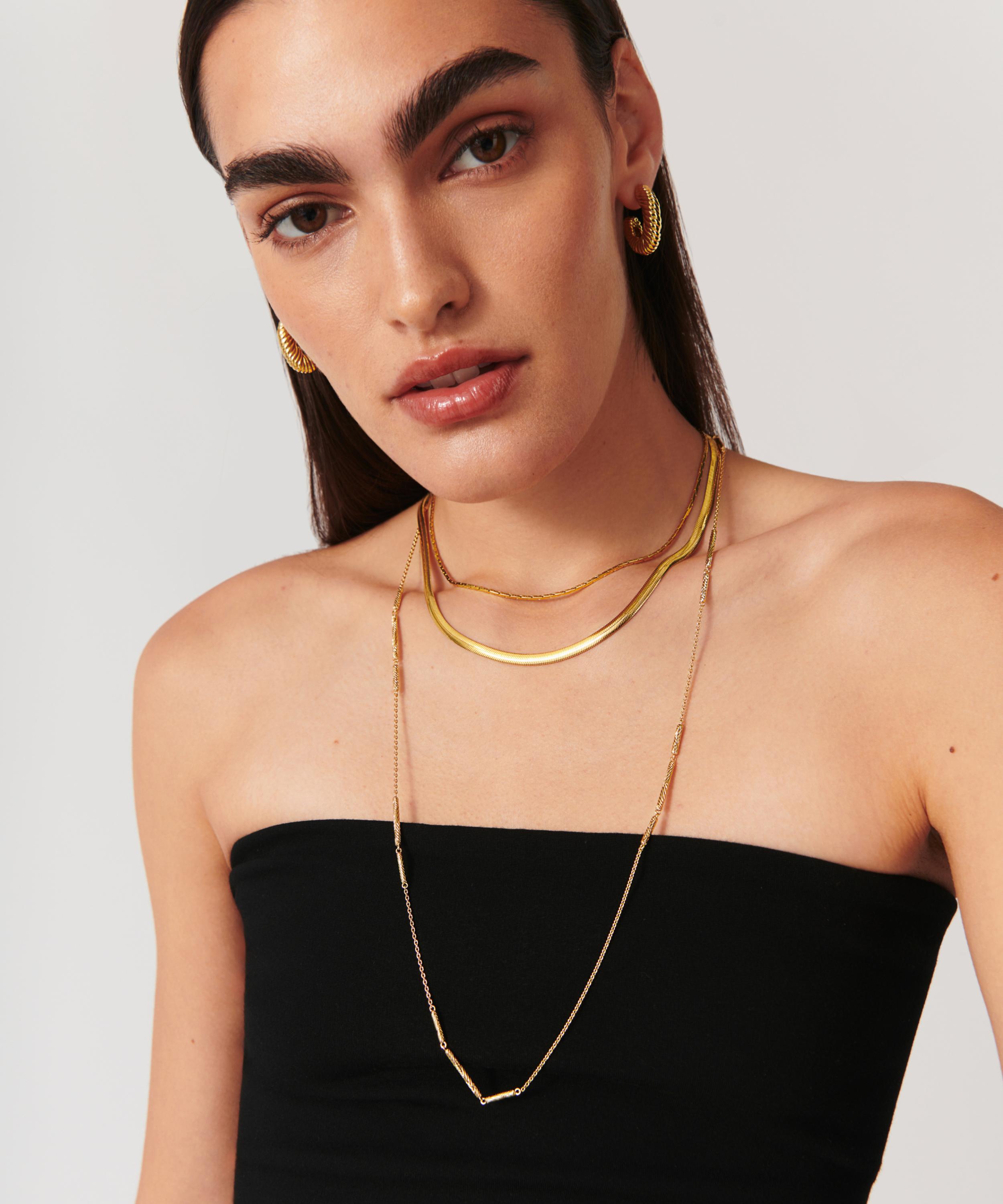 Wavy Ridge Extra Long Chain Necklace