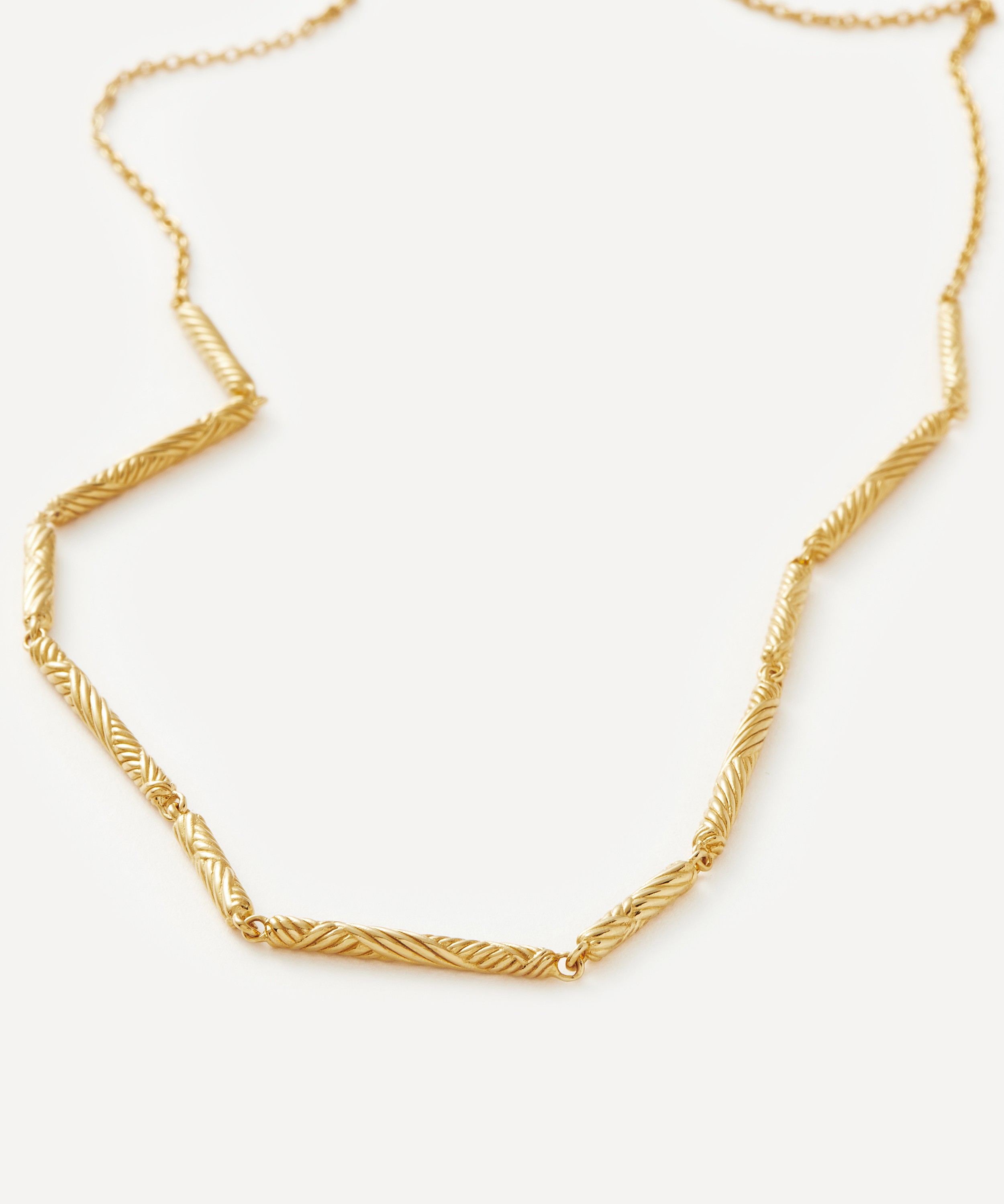 Missoma - 18ct Gold-Plated Wavy Ridge Chain Choker Necklace image number 3