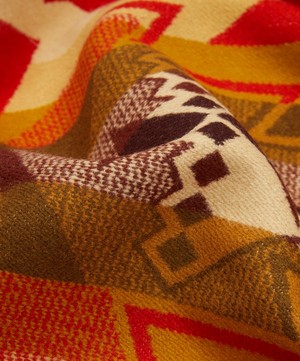 Pendleton - Limited Edition Highland Peak Jacquard Blanket image number 3