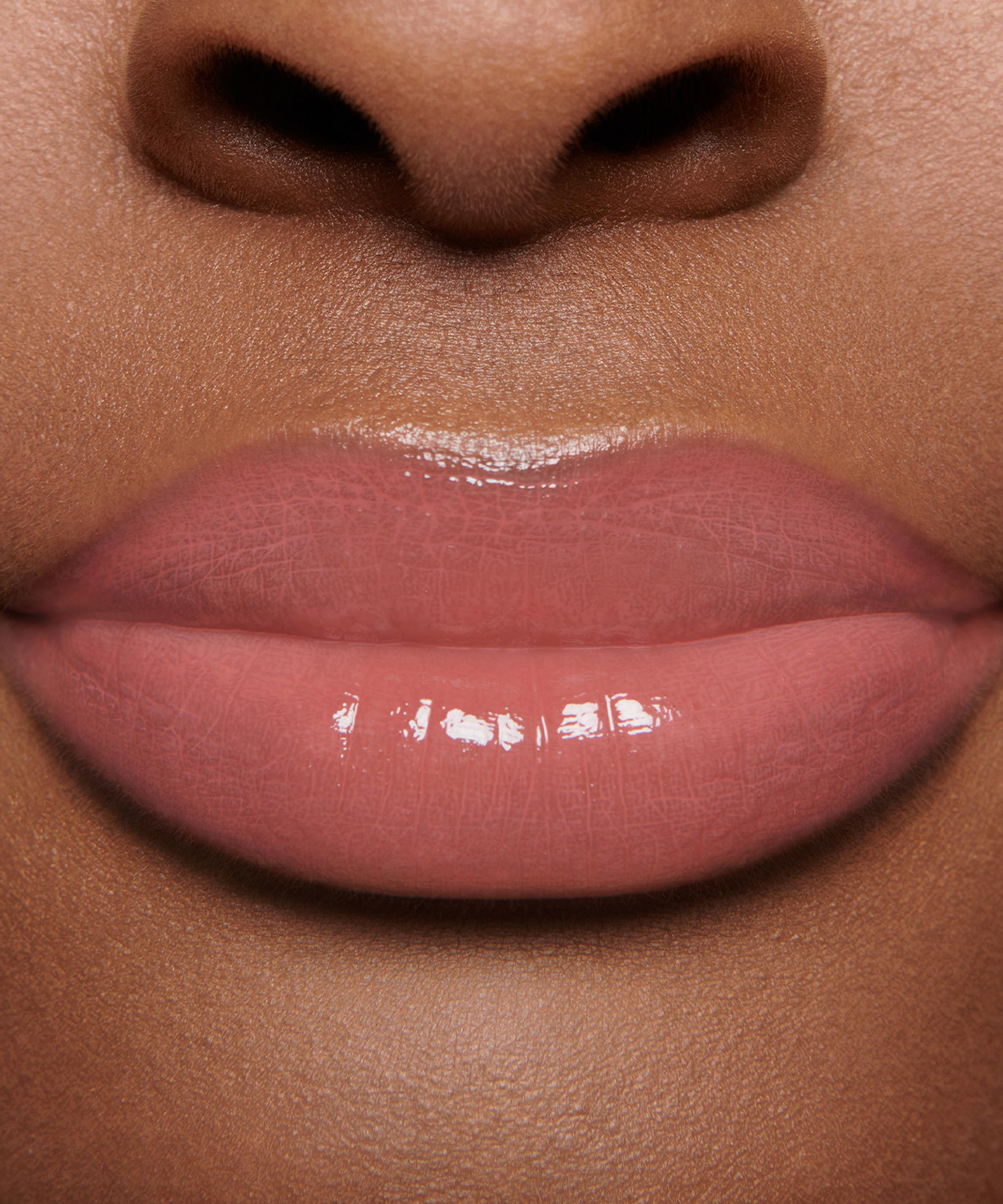 Lisa Eldridge Beauty - Gloss Embrace Lip Gloss 4.5ml image number 3