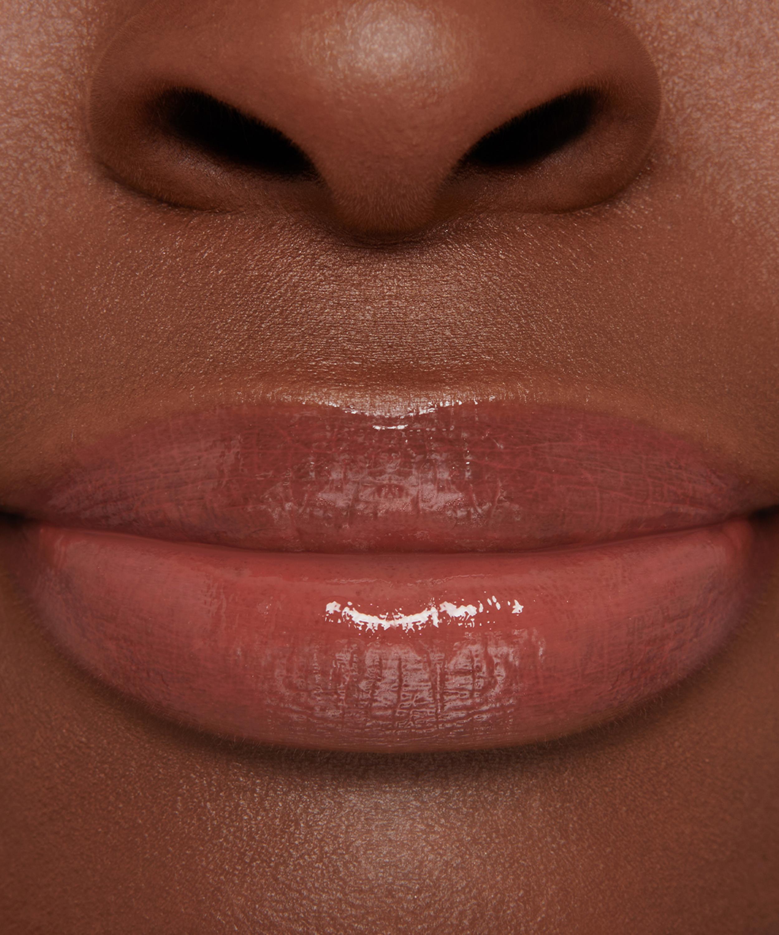 Lisa Eldridge Beauty - Gloss Embrace Lip Gloss 4.5ml image number 3