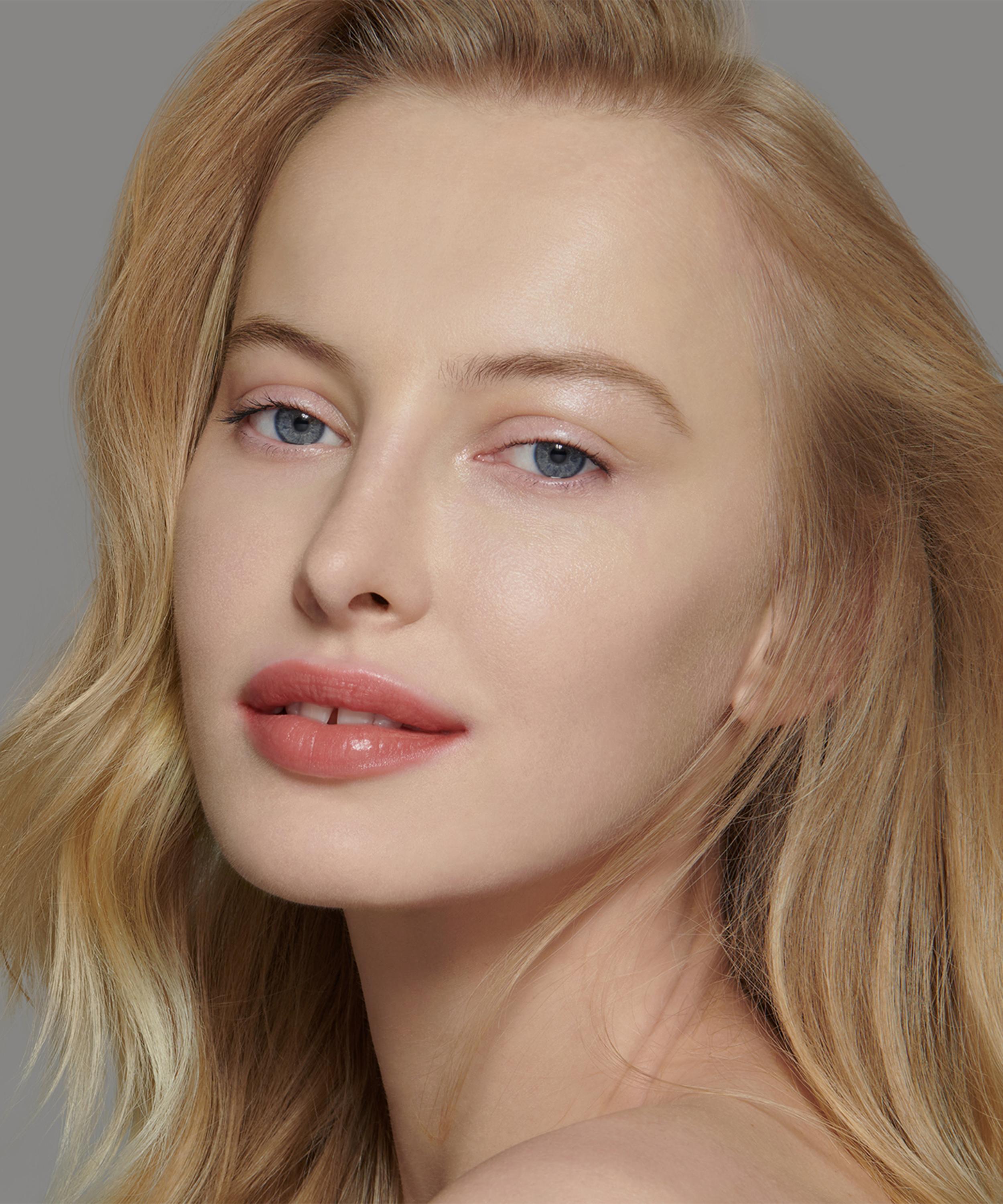 Lisa Eldridge Beauty - The Seamless Skin Foundation 30ml image number 1