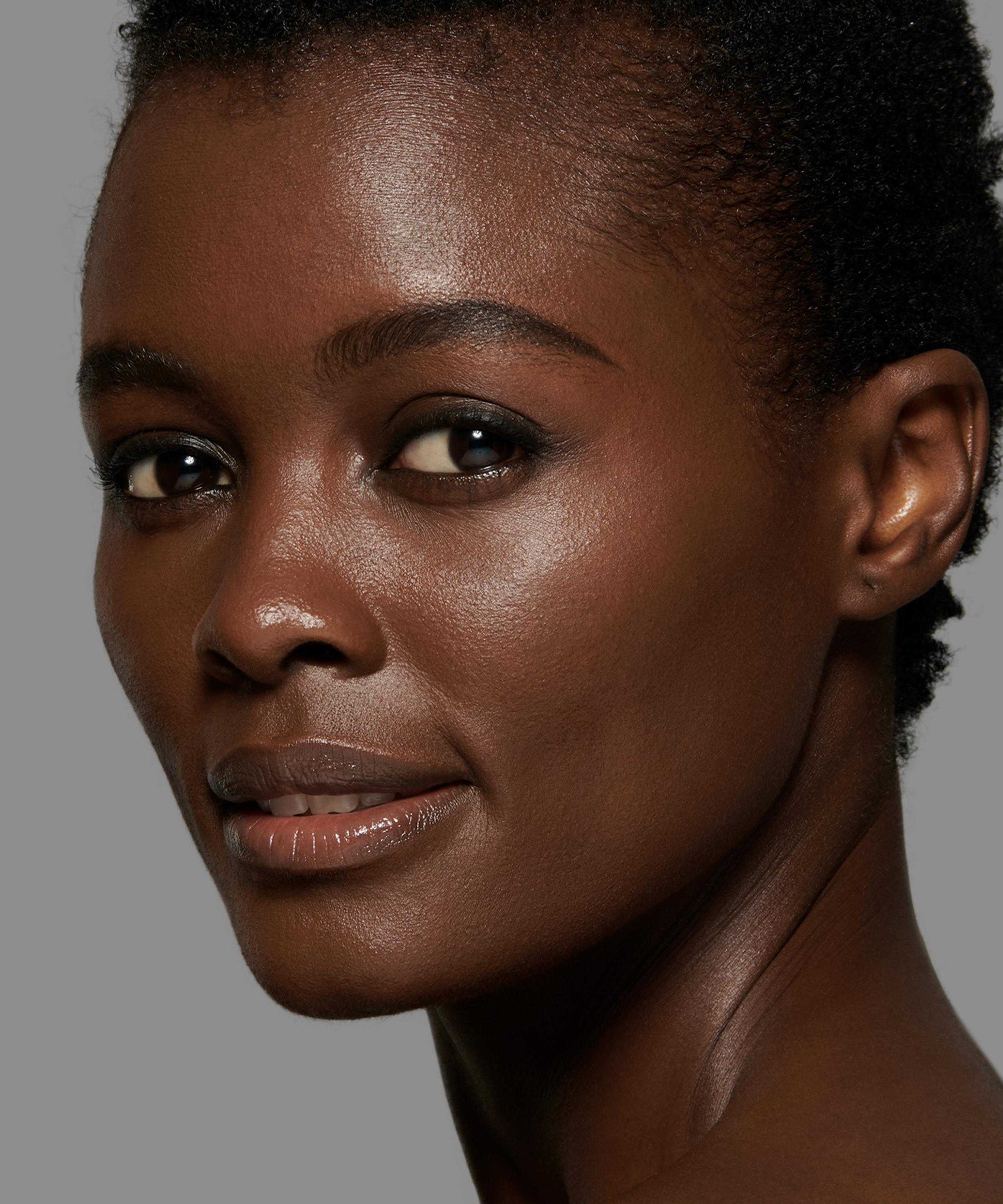 Lisa Eldridge Beauty - The Seamless Skin Foundation 30ml image number 3