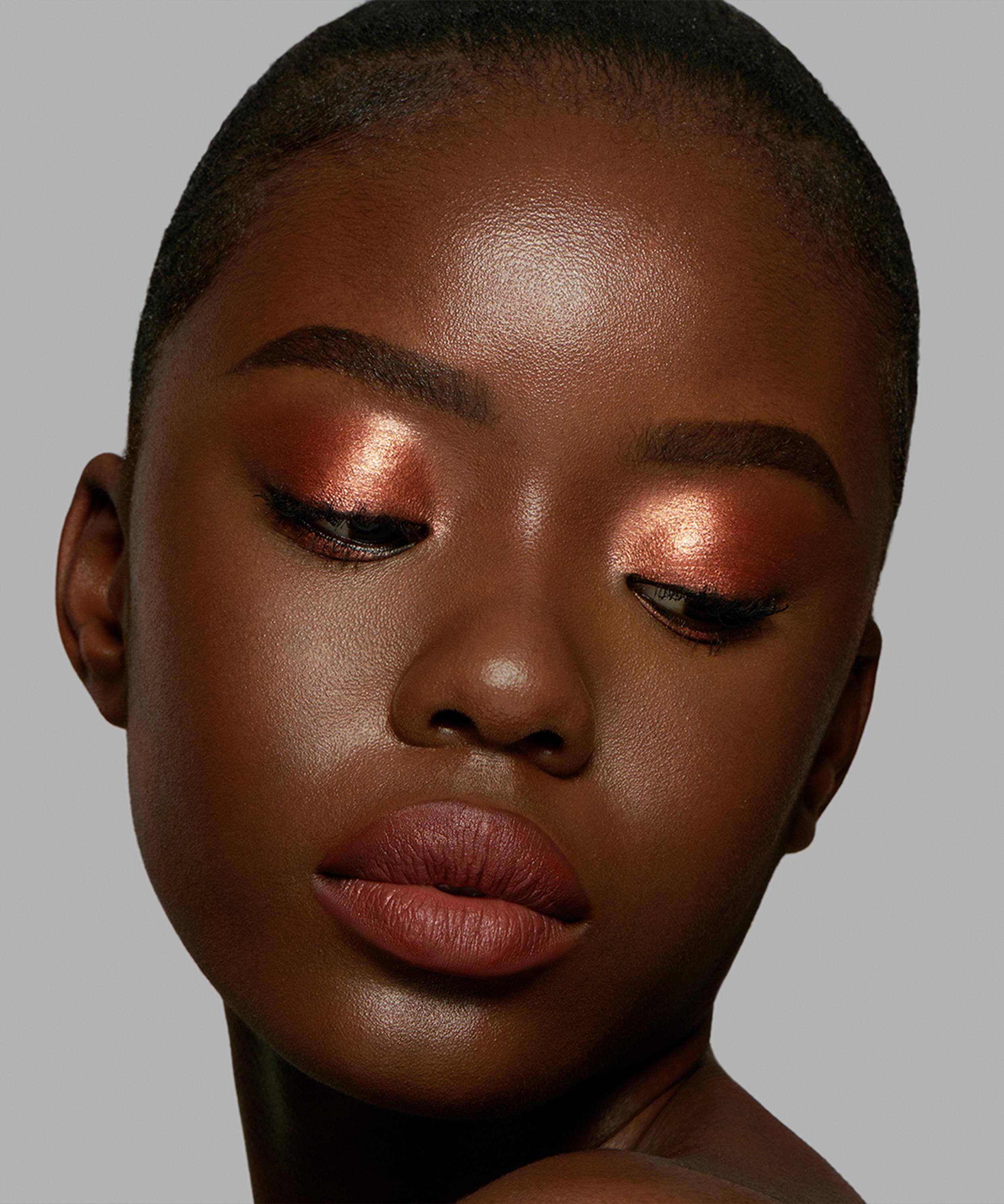 Shine On This Party Season With a Sparkly Eye Look