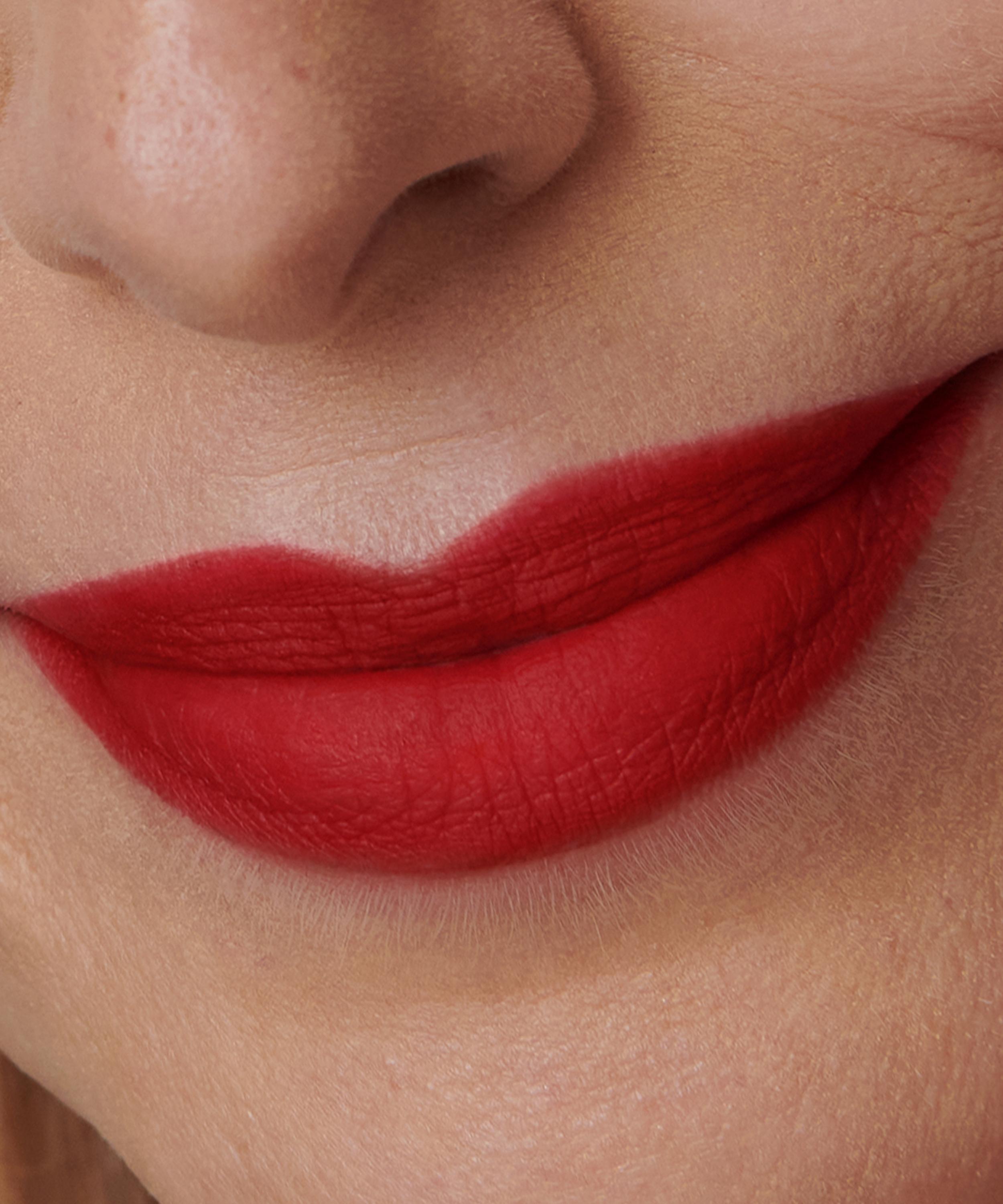 Lisa Eldridge Beauty - Velveteen Liquid Lip Colour 3ml image number 6