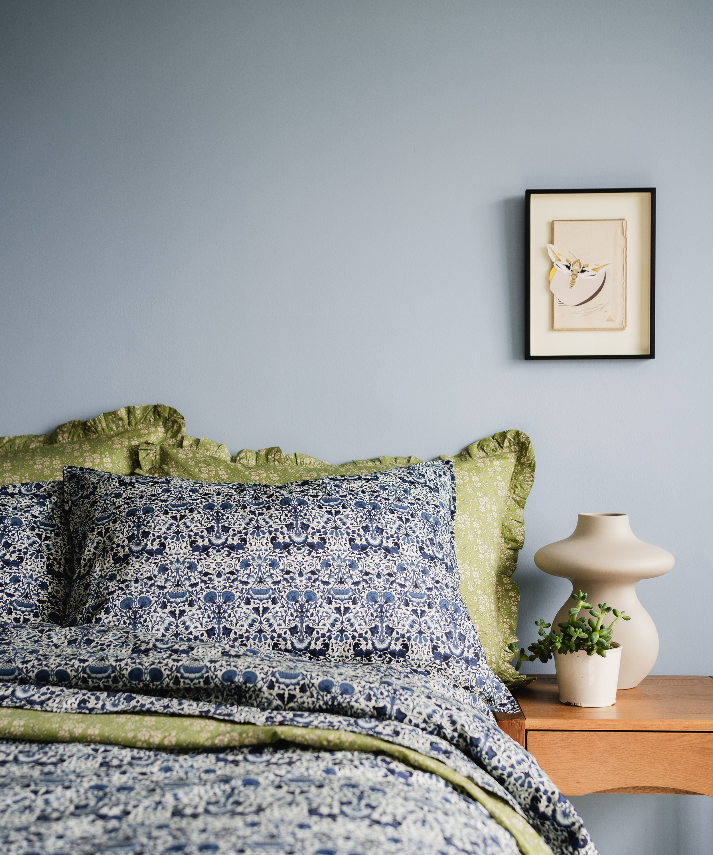 Coco & Wolf - Lodden Navy Double Duvet Cover Set image number 2
