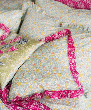 Coco & Wolf - Betsy Ruffle Square Cushion image number 1