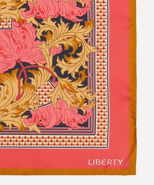 Liberty - Alphabet Lauras Reverie E 45X45 Silk Scarf image number 2