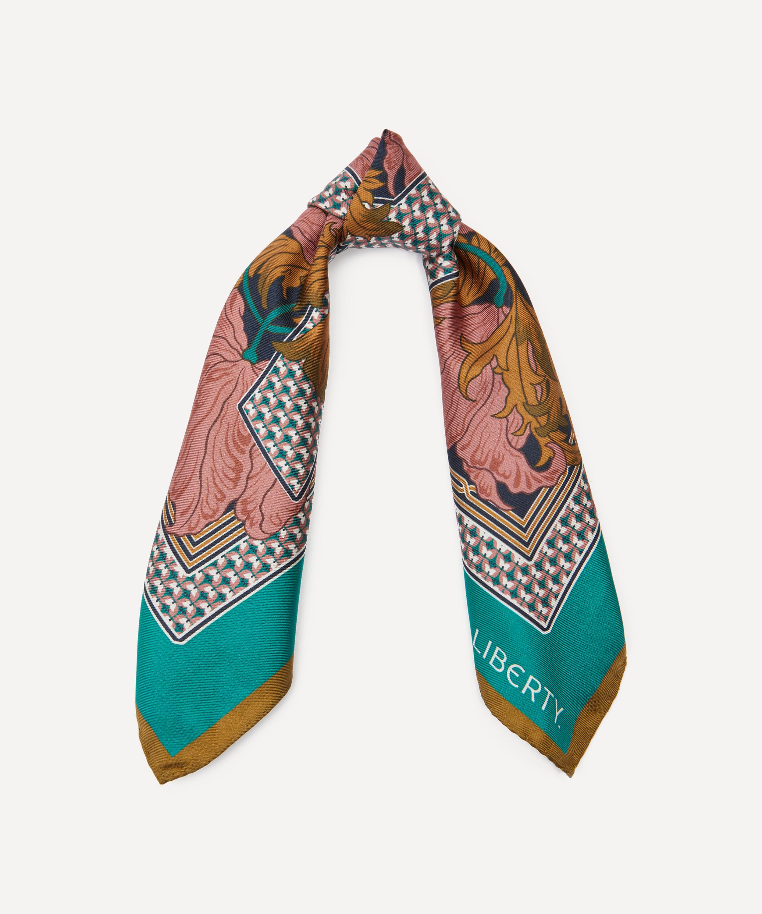 Liberty - Alphabet Lauras Reverie W 45X45 Silk Scarf image number 2