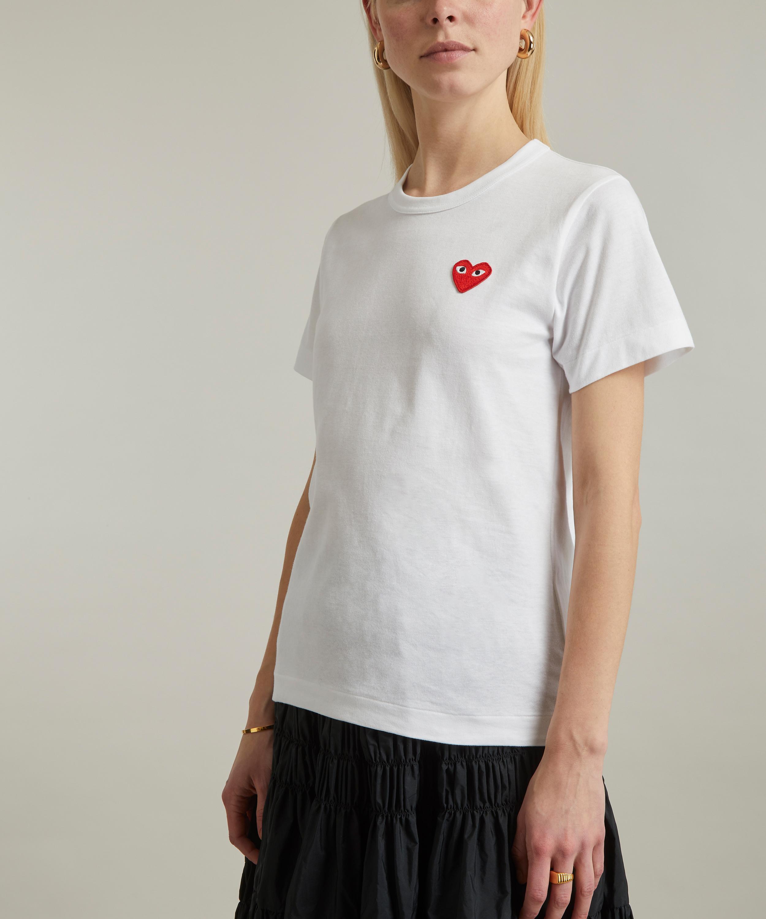 Commes des garcons play women's black heart outlet t-shirt