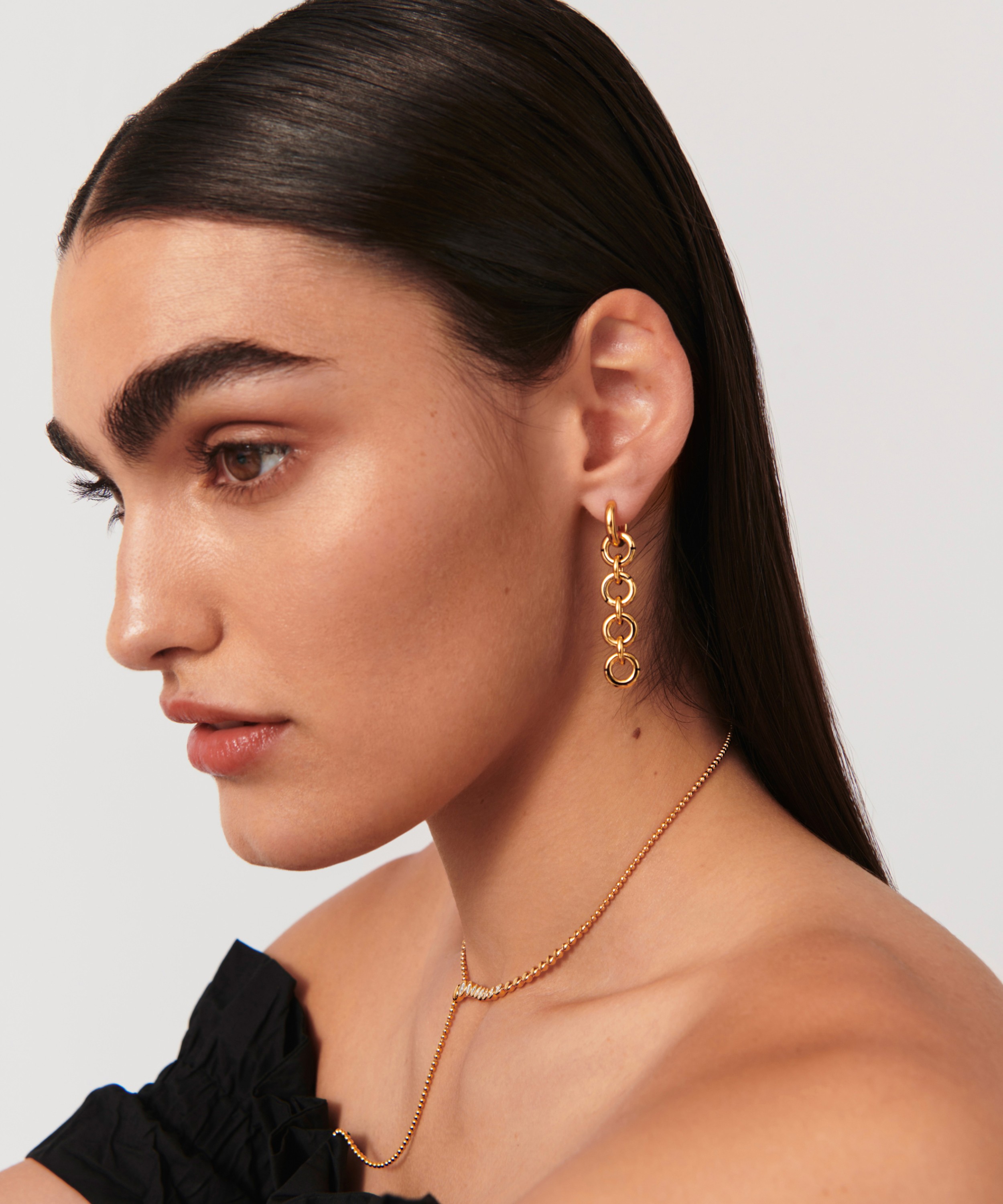 Missoma - 18ct Gold-Plated Enamel Byline Link Drop Hoop Earrings image number 2