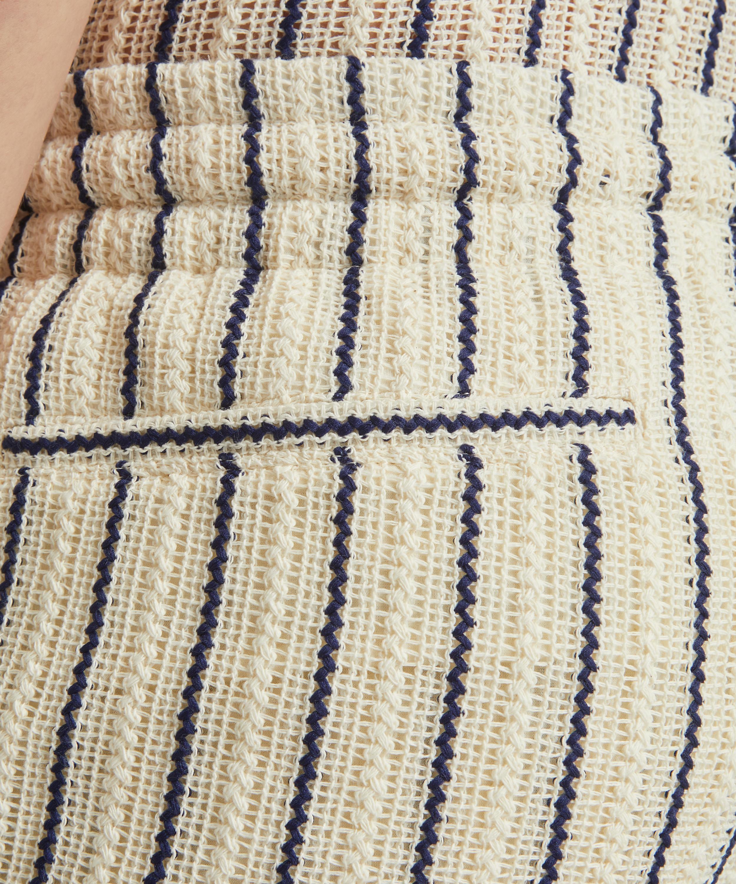 Le17septembre - Striped Crochet Knit Shorts image number 4