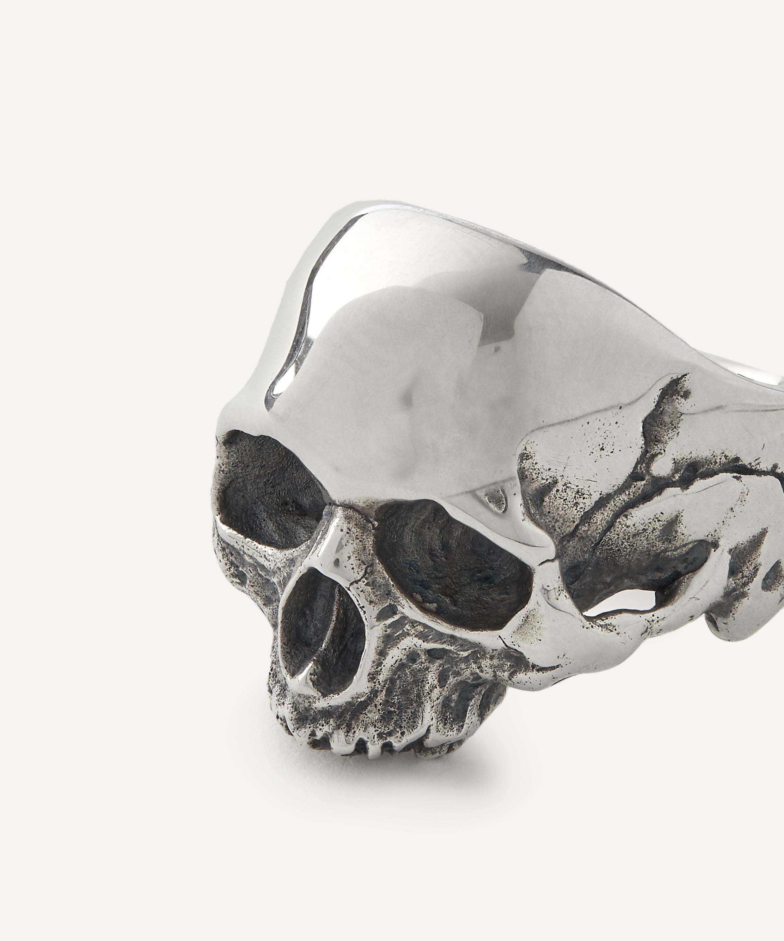 Anatomical deals skull ring