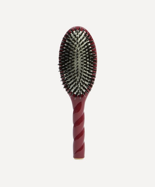 La Bonne Brosse - N.02 THE ESSENTIAL Do it All Brush image number null