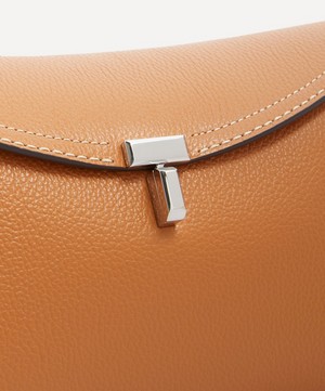 Toteme - T-Lock Tan Leather Clutch image number 4