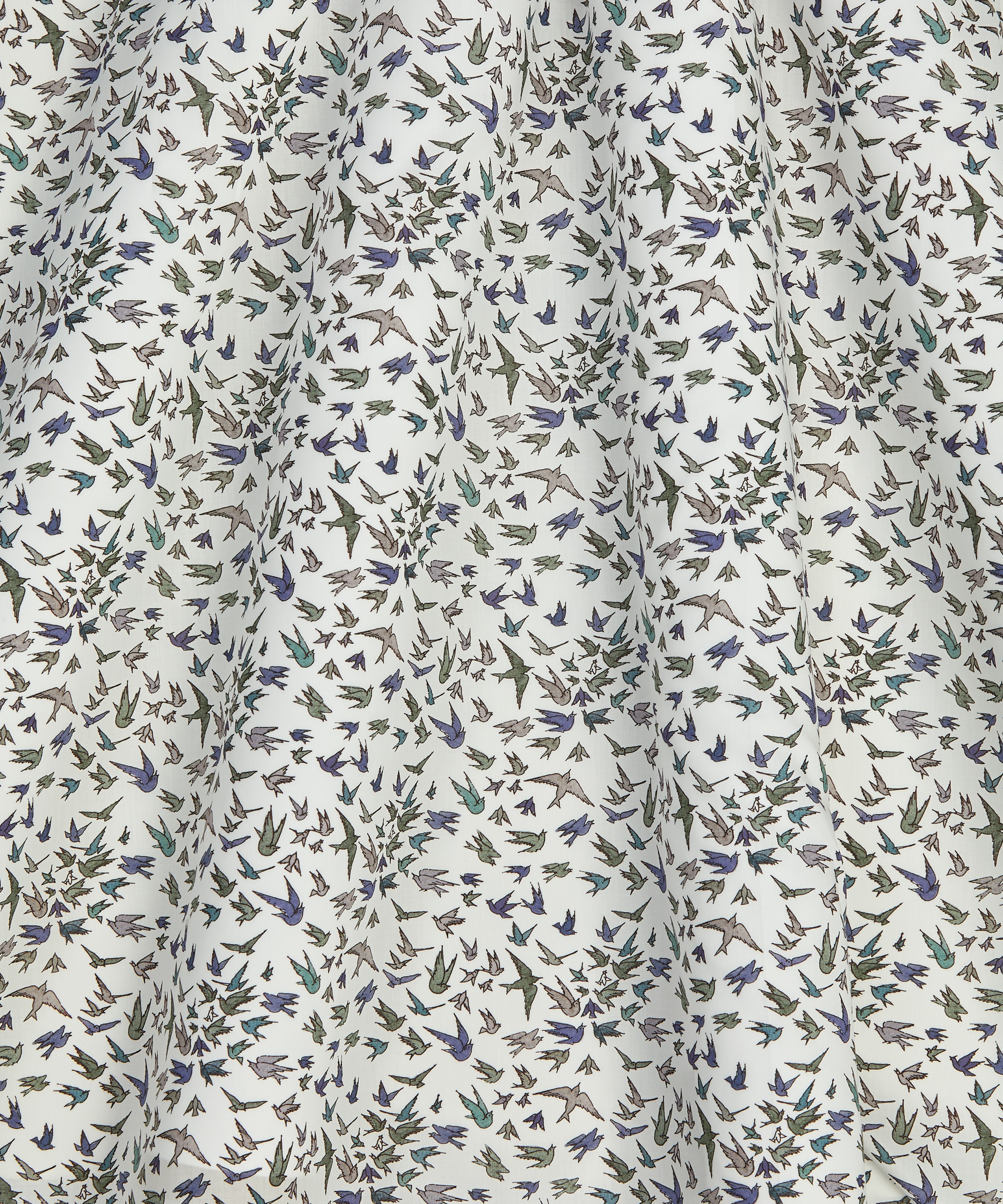 Liberty Fabrics - Choir of Flyers Organic Tana Lawn™ Cotton image number 2