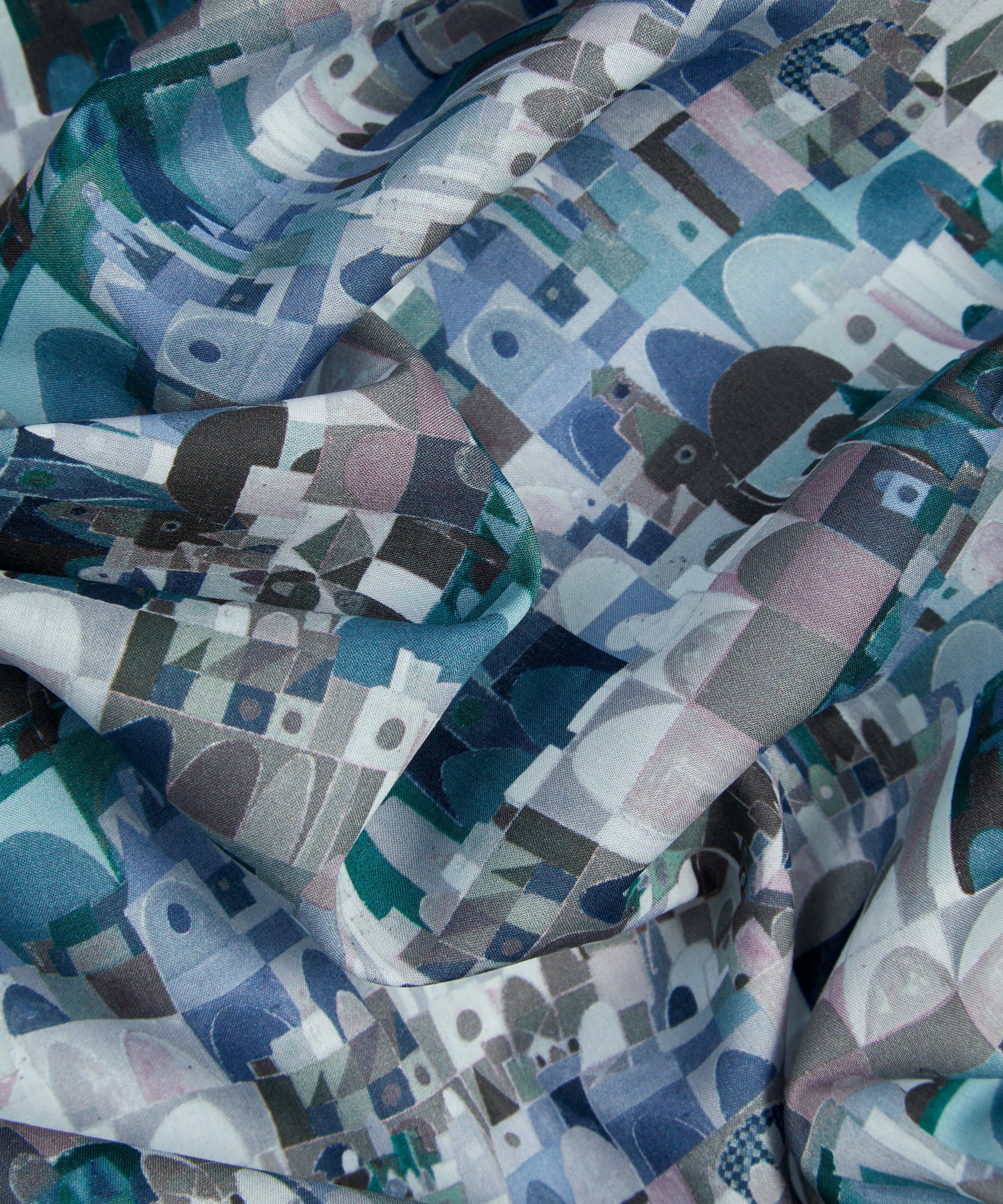Liberty Fabrics - Urban Jungle Organic Tana Lawn™ Cotton image number 3