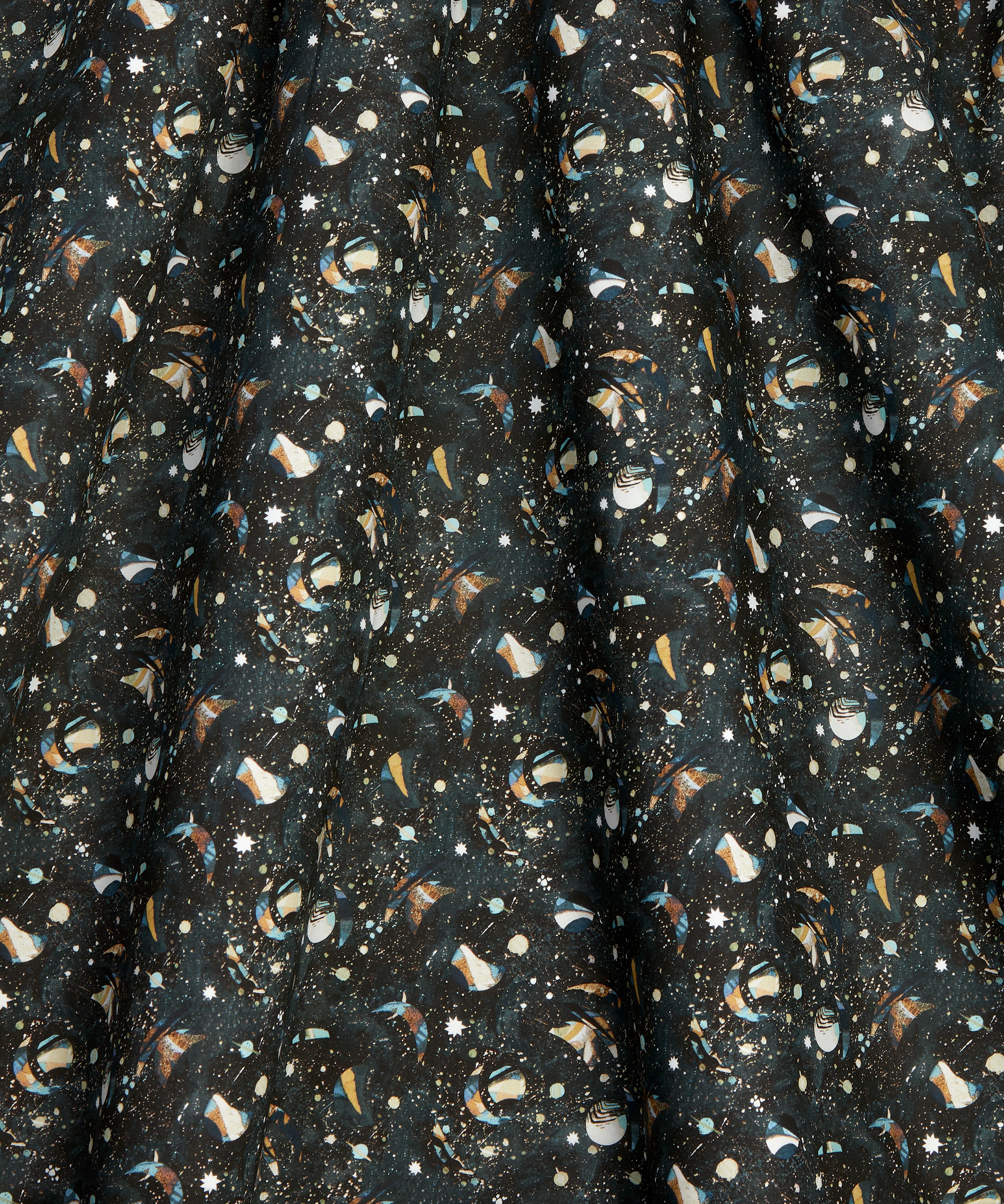 Liberty Fabrics - What Lies Beyond Organic Tana Lawn™ Cotton image number 2